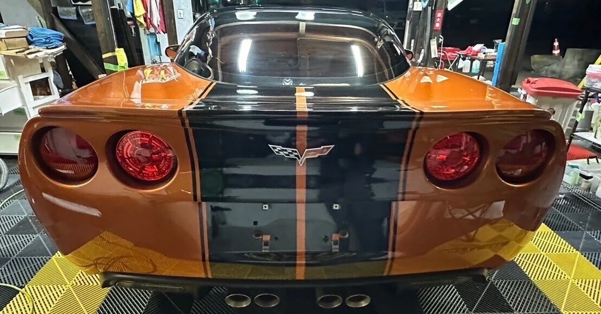 カーラッピング車